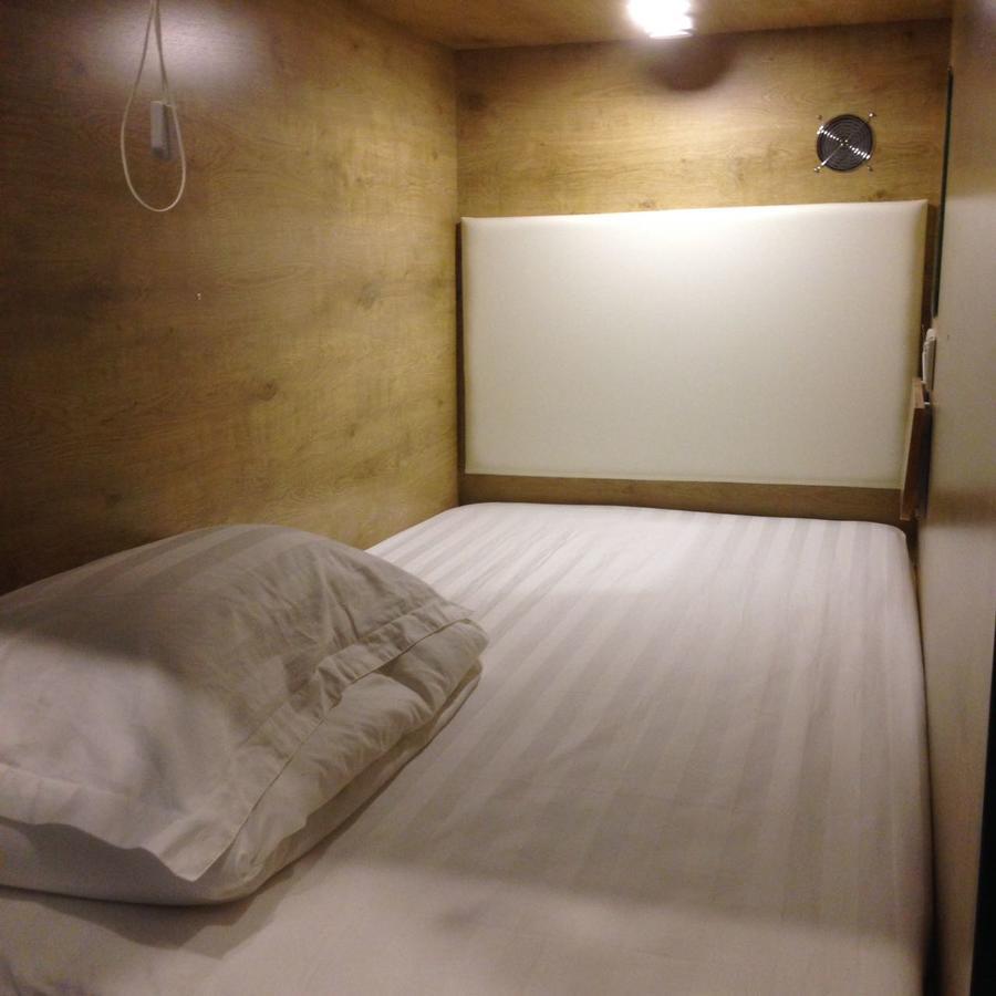 Cube Bed Station & Tours Sdn Bhd Vandrerhjem Semporna Eksteriør bilde